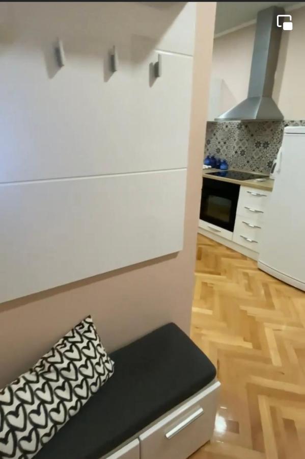 Apartament Stan Na Dan Apartman Stella Sombor Zewnętrze zdjęcie